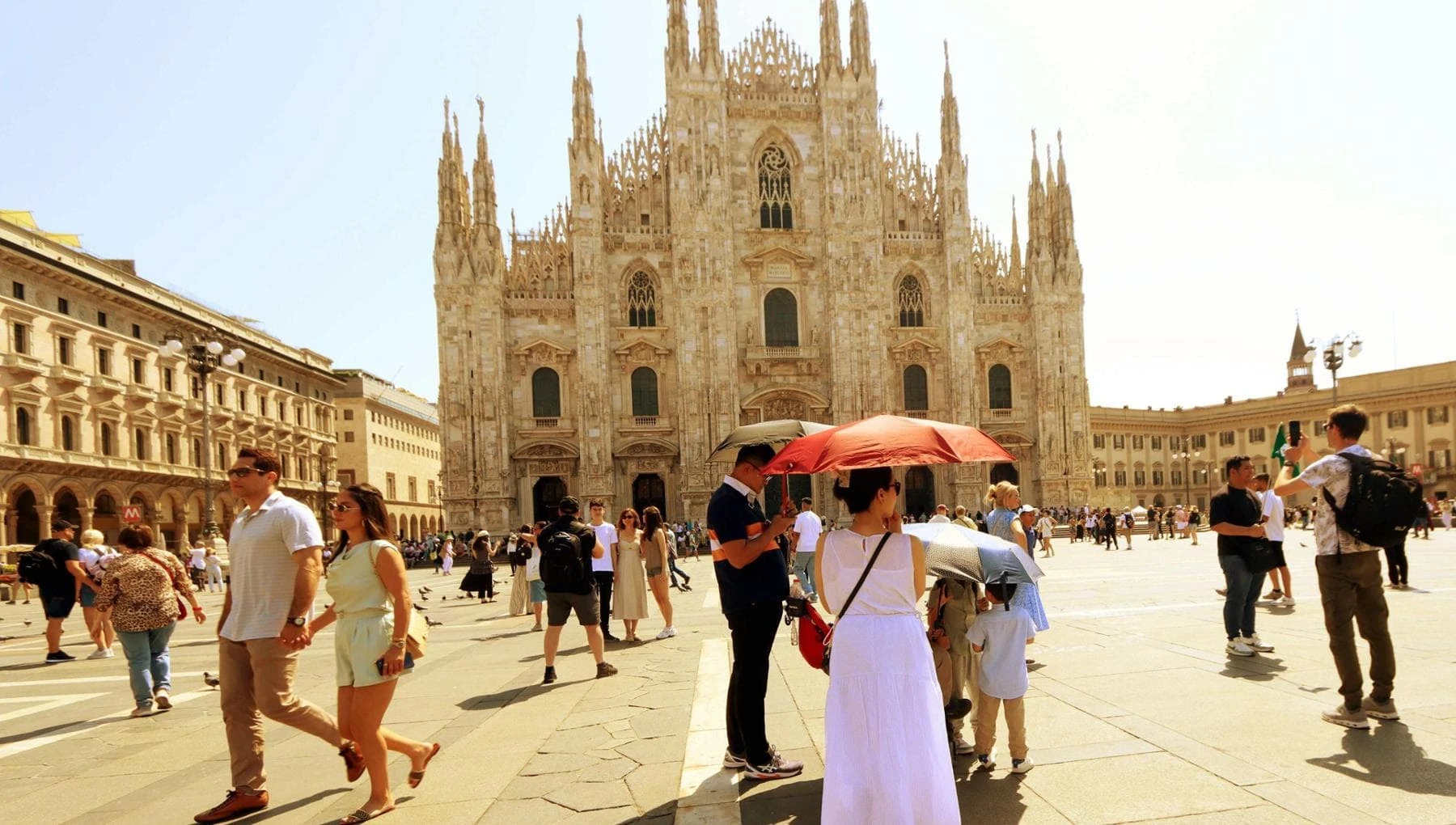Caldo estremo: il piano delle città contro i rischi per la salute. E Genova ‘smantella’ l’asfalto