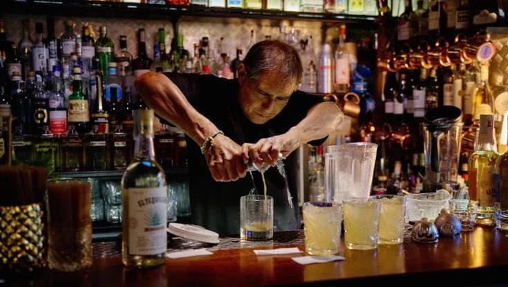 Tommy's Margarita, da cocktail della casa a mito mondiale. Il bartender: “Vi racconto com’è nato”