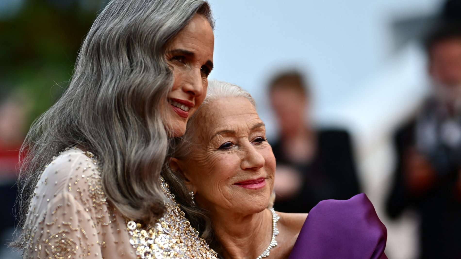 Cannes, Andie MacDowell e Helen Mirren: fascino senza tempo. E dominano il red carpet. Tutti i look promossi e bocciati