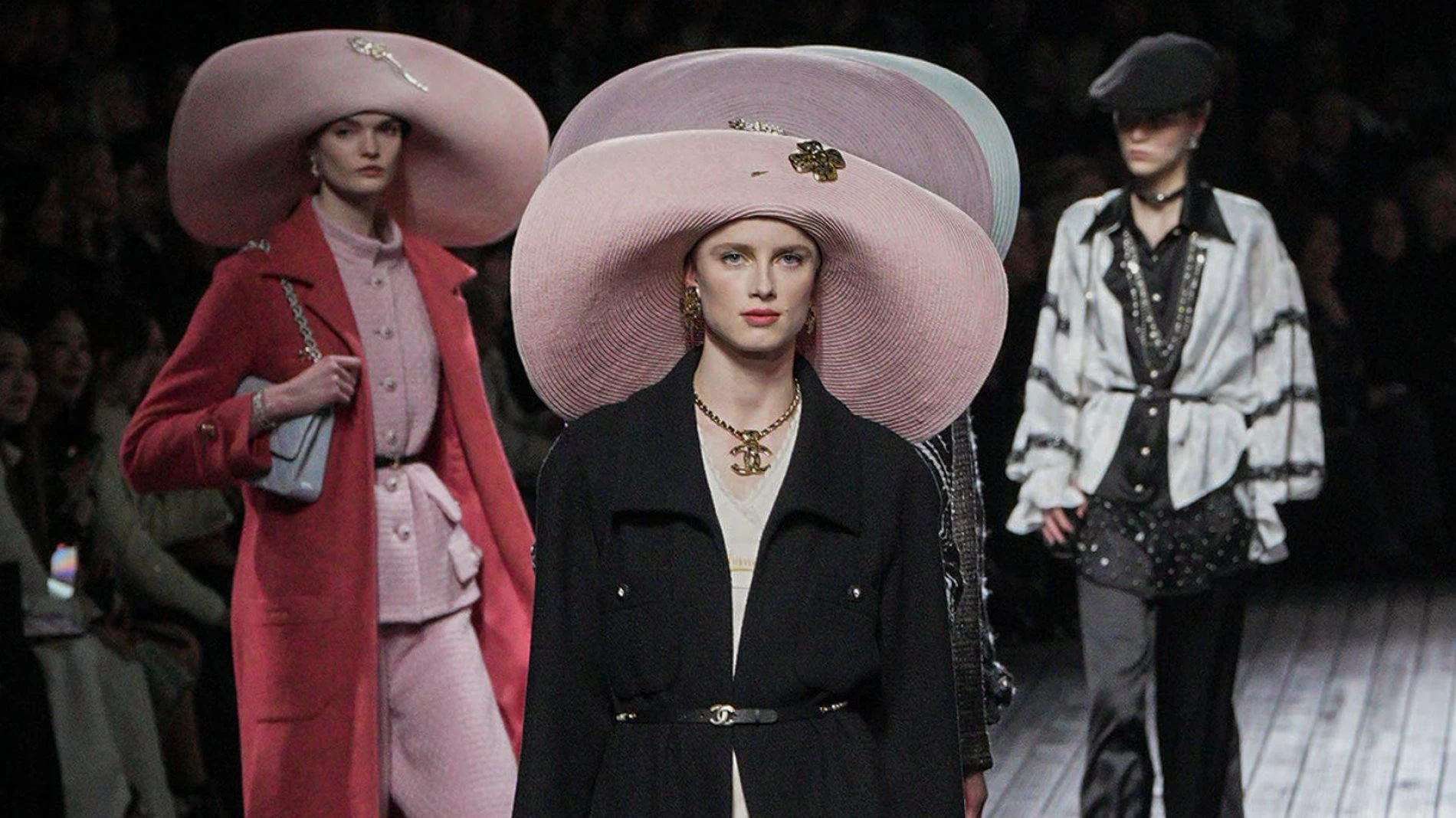 Chanel, la collezione ready to wear autunno 2024 rende omaggio a Deauville