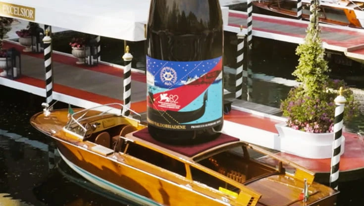 Valdobbiadene Docg bolla ufficiale alla Mostra del cinema di Venezia con la realtà aumentata