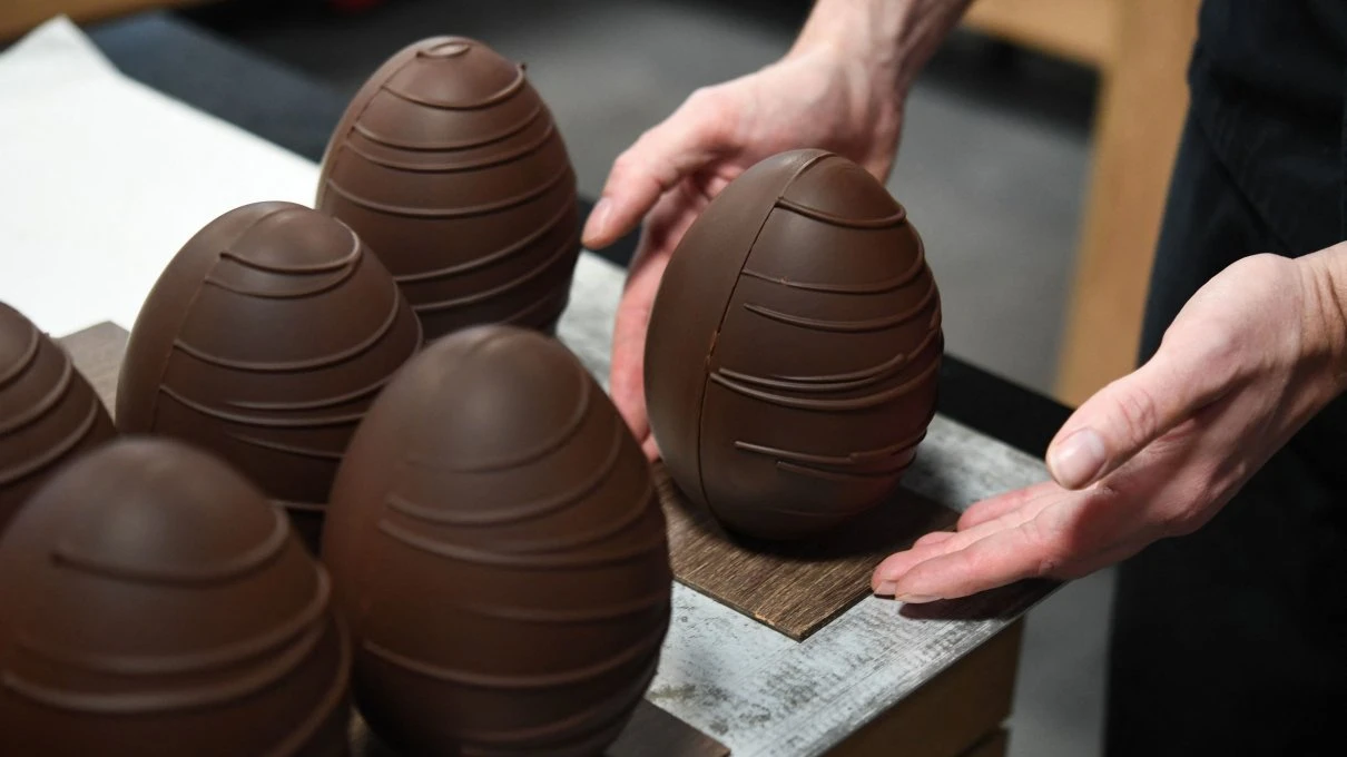 Allarme uova di Pasqua: prezzi del cacao alle stelle, aumenti inevitabili