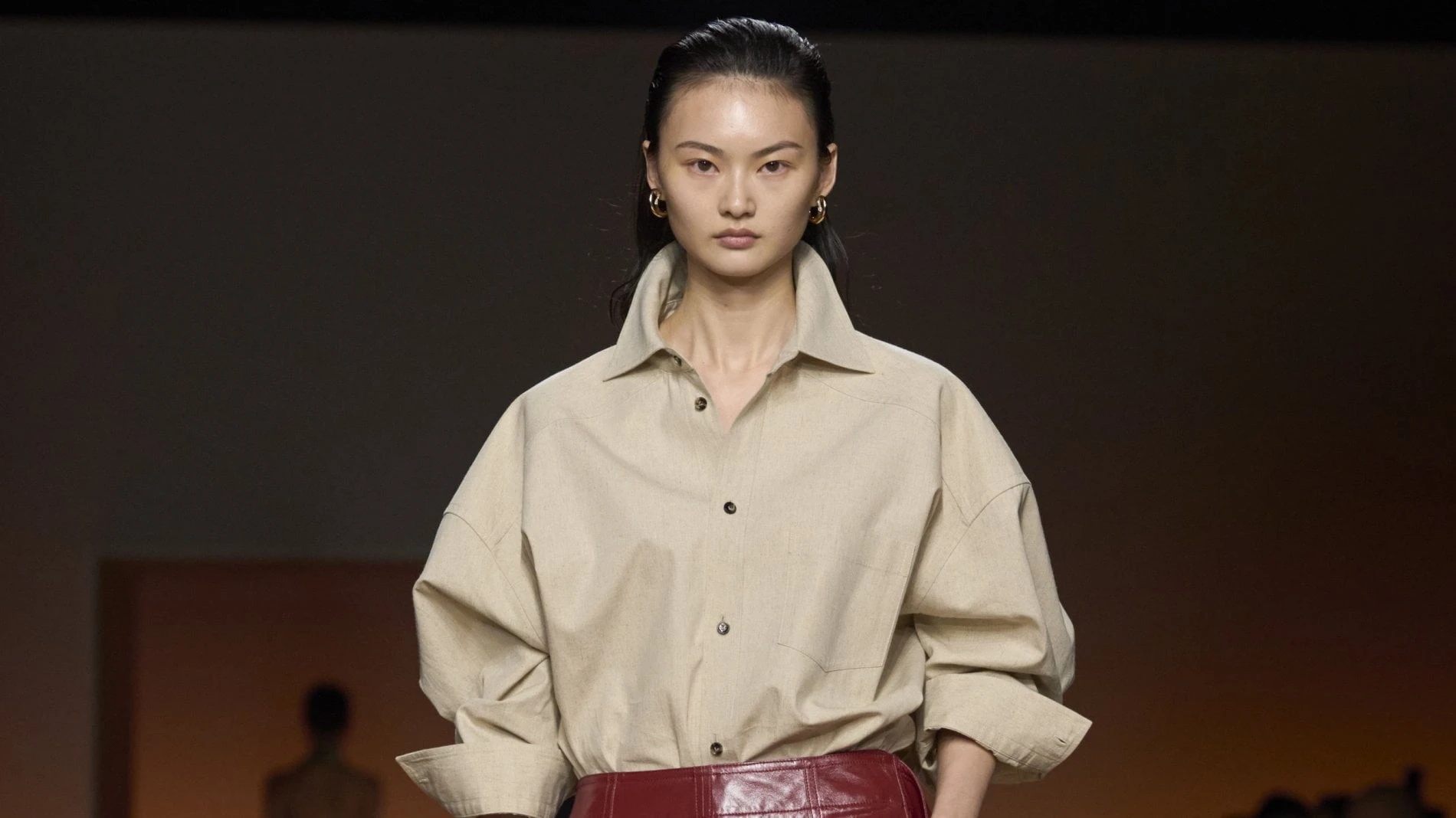 Bottega Veneta, sfila l'artigianato globale
