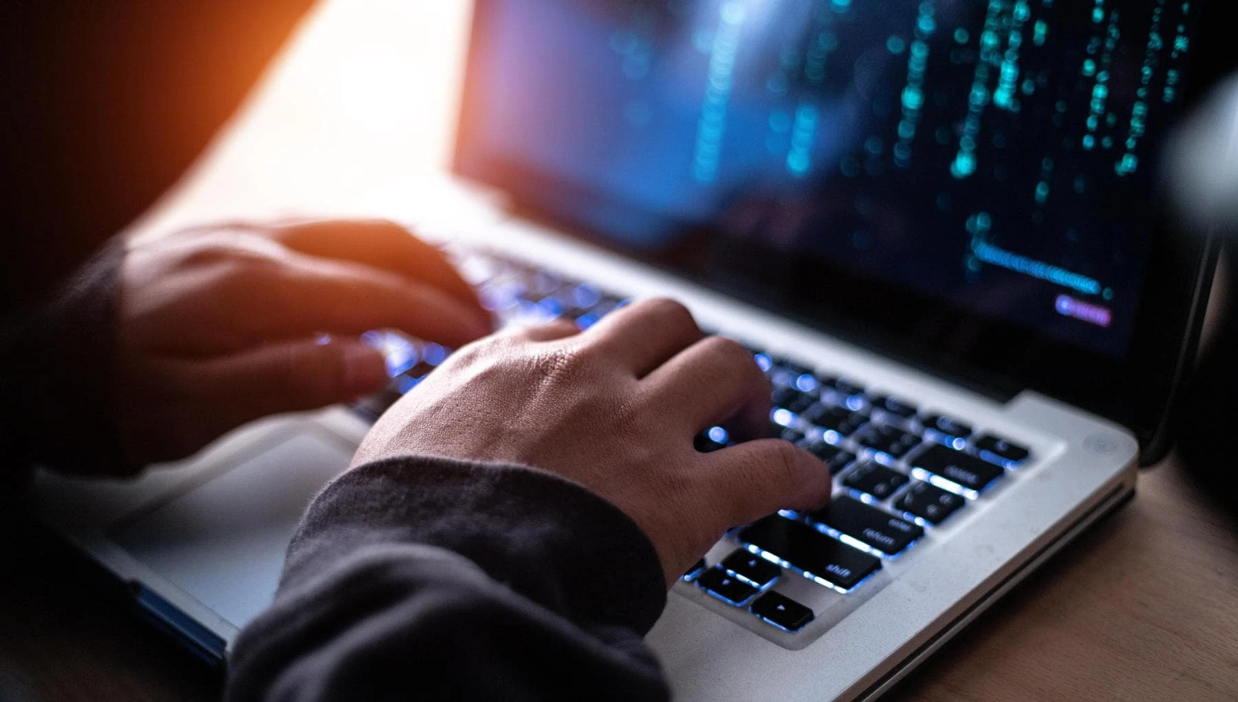 Attacco informatico a Microsoft, livello critico. Acn dirama l’allerta in Italia: cosa è successo