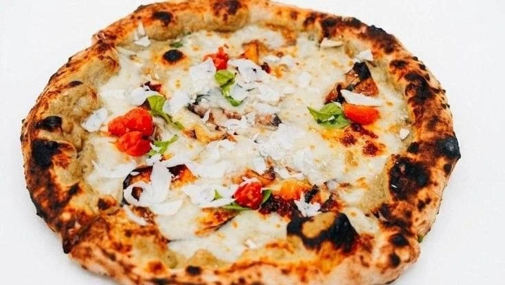 Il bergamotto entra nell’impasto e la pizza profuma di Calabria