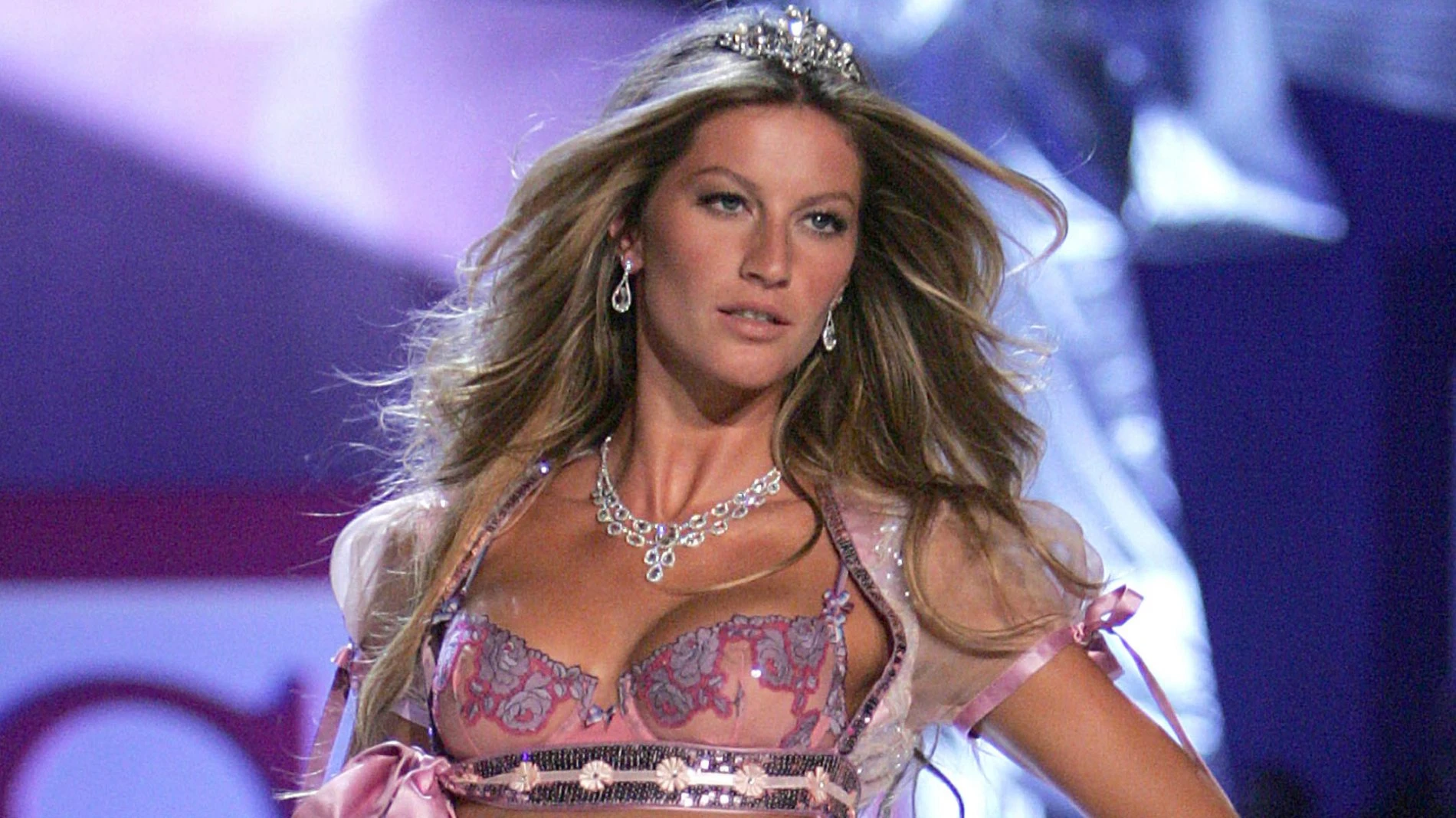 Victoria's Secret, il ritorno degli Angeli in passerella a cinque anni dagli scandali