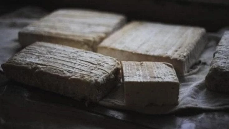 Formaggi a latte crudo, rischi e timori. Il Piemonte: tuteliamo i nostri artigiani