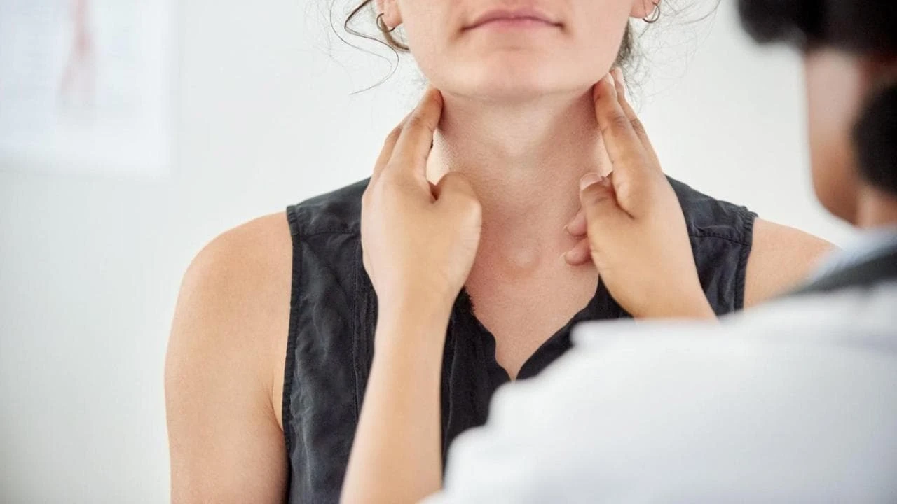Ipoparatiroidismo, cos’è, come nasce, cosa comporta e come si affronta