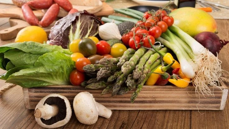 Integrali, vegetali e freschi: ecco i cibi di qualità che proteggono il cuore dall’infarto