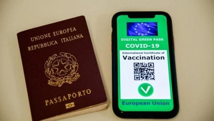 Ecco il Dpcm, il governo introduce il Green Pass in Italia