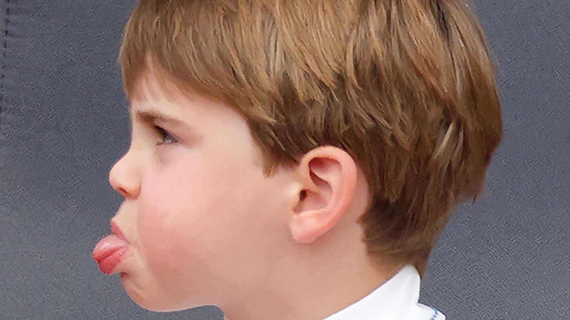 Il principe Louis compie 6 anni: chi è il figlio più piccolo (e irriverente) di William e Kate