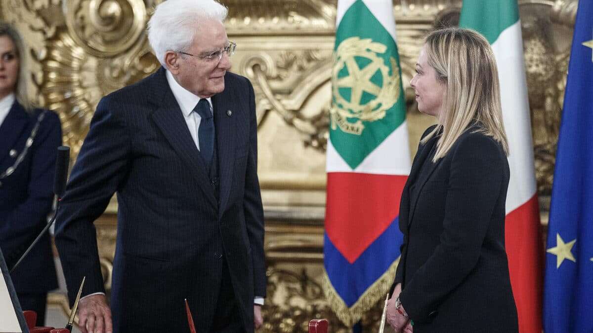 Mattarella recuerda a Meloni los valores de Italia