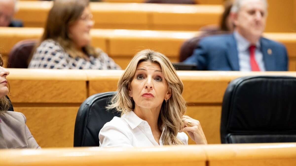 Yolanda Díaz abre una nueva guerra con Calviño y rechaza revisar el impuesto a la banca: 