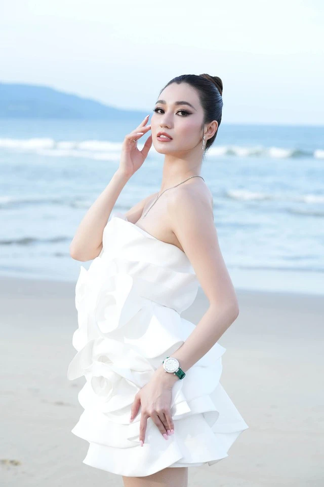 Mỹ nhân Vbiz sở hữu toà nhà 7 tầng đắc địa ở TPHCM: Tuyên bố không kết hôn và sinh con, vướng tin có đại gia chống lưng