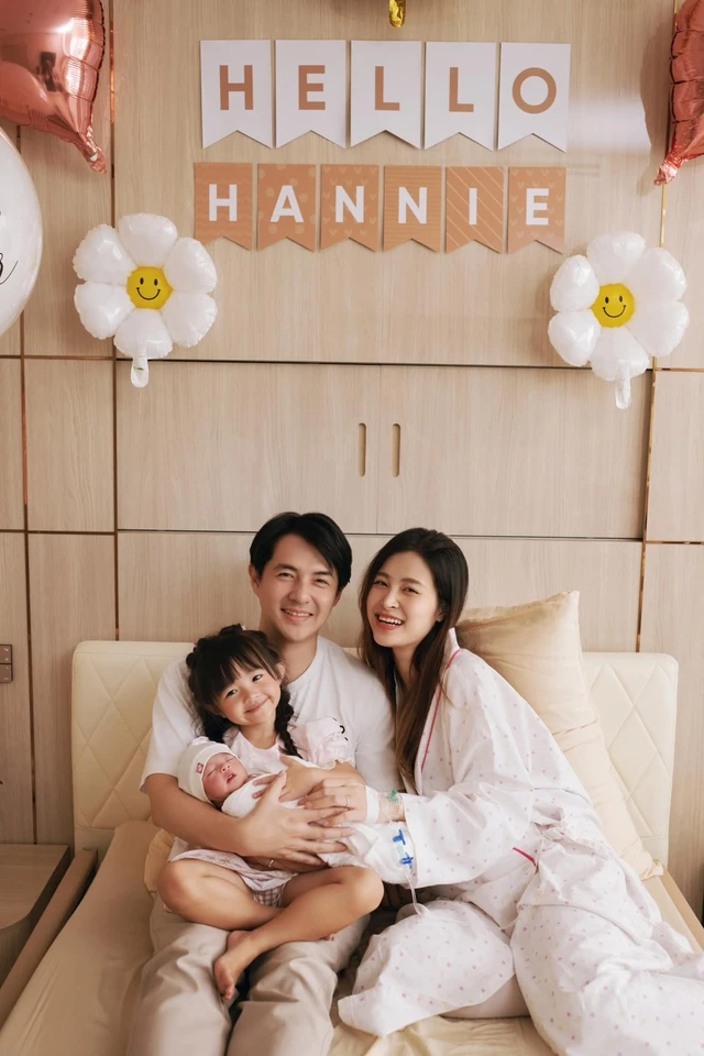 HOT: Đông Nhi đã sinh con gái thứ 2, hé lộ thông tin đặc biệt