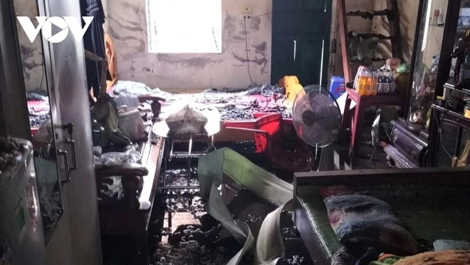 Cứu cụ bà 93 tuổi bị liệt thoát khỏi đám cháy ở Hải Phòng