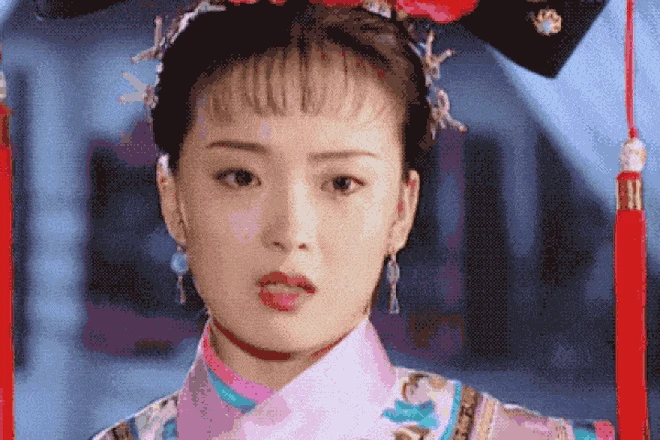 Ai khổ bằng mỹ nhân đẹp nhất Hoàn Châu Cách Cách: Hết bị mẹ chồng coi như người ở, giờ còng lưng trả nợ 4.000 tỷ cho chồng đại gia