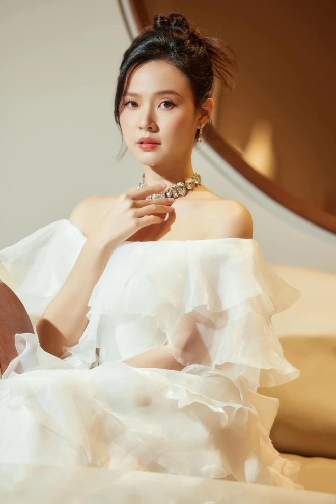Midu tiết lộ điều lo sợ khi danh tính người yêu bị lộ, nguyên nhân có liên quan đến chuyện từng tan vỡ?