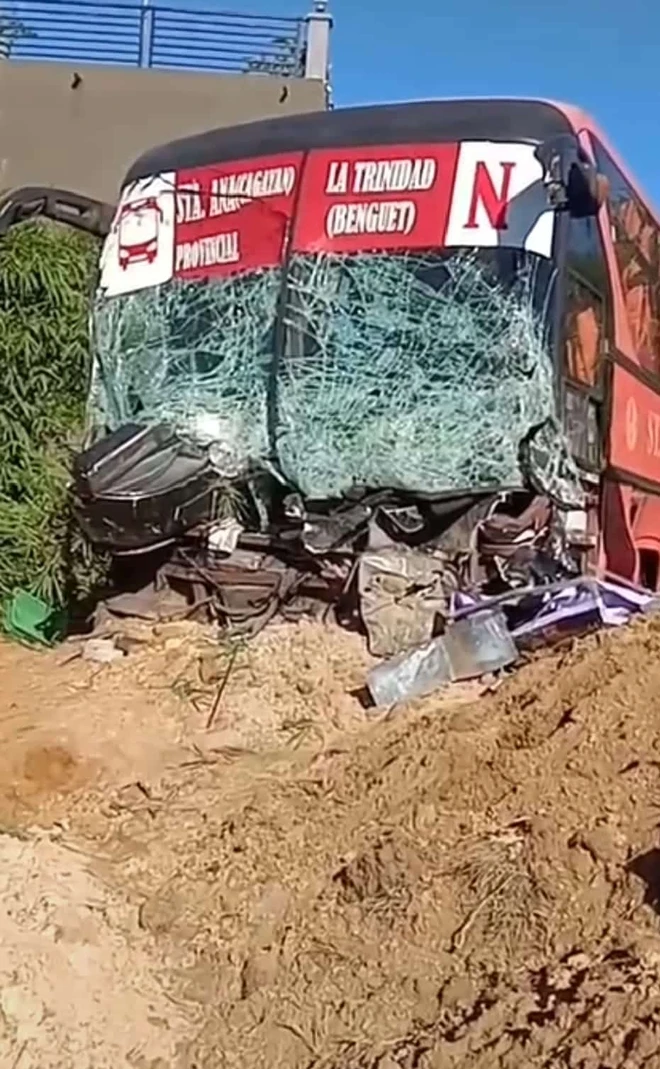 Đi dự đám tang về, gia đình 11 người bị tông xe tử nạn: Bàng hoàng trước ảnh hiện trường vô cùng thảm khốc