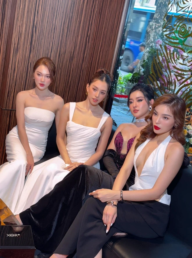 Kỳ Duyên - Huyền My đụng mặt sau thời gian dài nghi vấn 