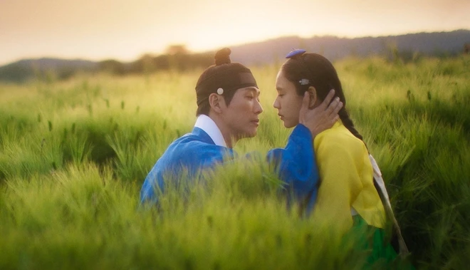 Làn sóng tẩy chay Baeksang dâng cao vì để phim đạo nhái thắng giải lớn, đến ekip cũng lên tiếng thừa nhận