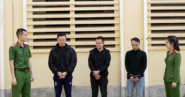 Bắt 3 thanh niên 9x ở Lạng Sơn: Đứng sau hàng loạt ứng dụng vay nhanh, thu lãi hơn 2000%/năm