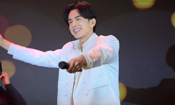 Đan Trường tuổi U50: Sức khoẻ và tình yêu đều gặp vấn đề, chỉ có nhan sắc trường tồn với thời gian