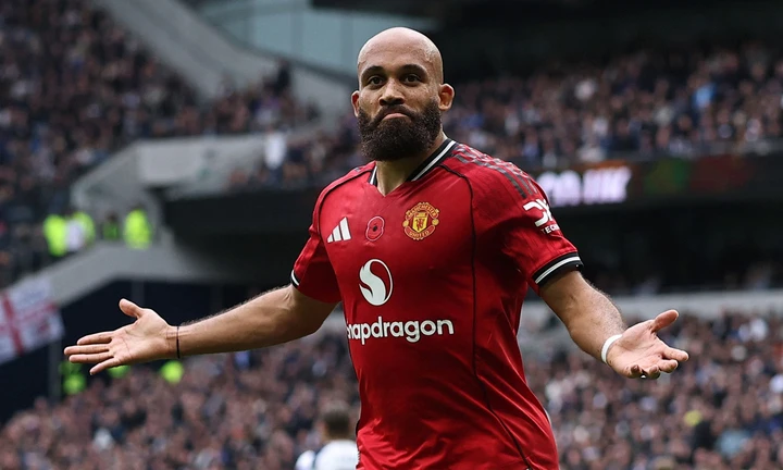 Kết quả Ngoại Hạng Anh: Ghi bàn phút cuối, Man Utd thoát thua Tottenham