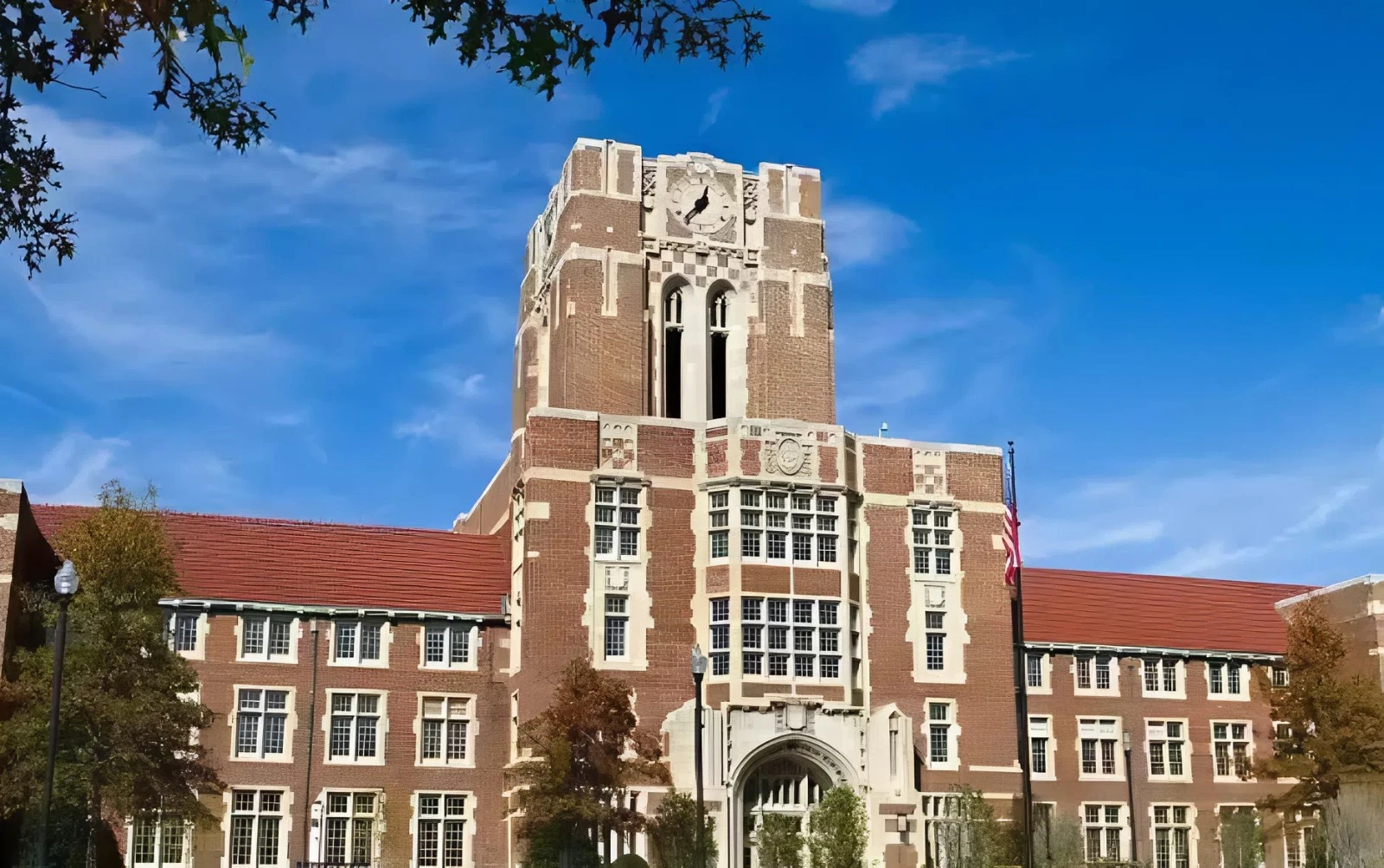 Khoe con học trường gần 190 triệu đồng/học kỳ, ông bố bất ngờ bị MXH chất vấn: 