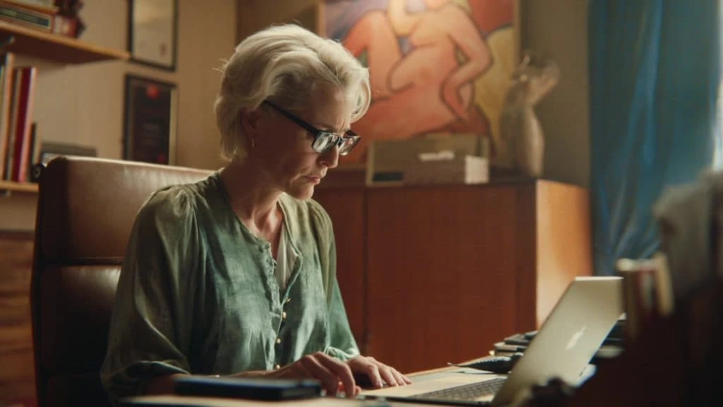 Xem phim Sex Education, tôi tháo hết camera giám sát trong nhà: Bao lâu nay tôi đã nhầm khái niệm 