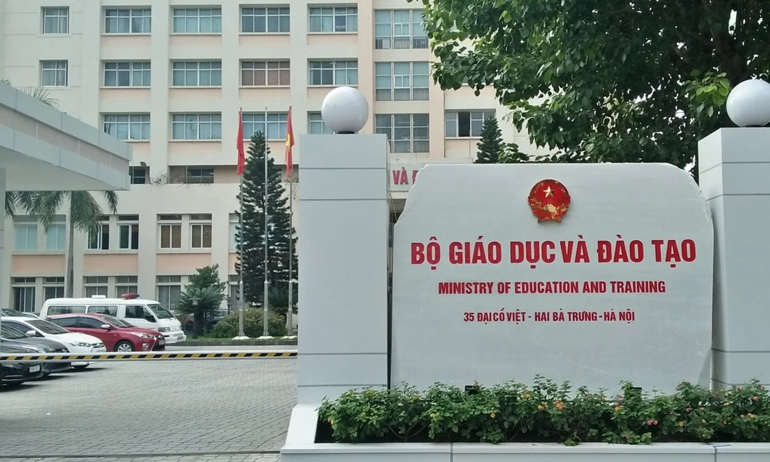 Bộ Giáo dục và Đào tạo giảm 1 đơn vị