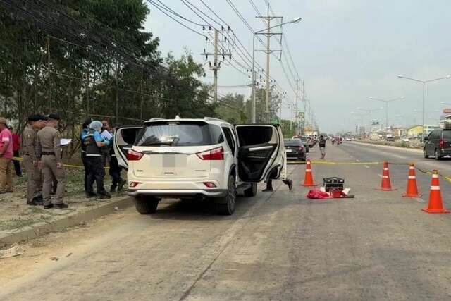 Vợ mất tích, chồng đi tìm thì bật khóc khi thấy vợ tử vong bên cạnh 1 người đàn ông lạ mặt ở trong ô tô