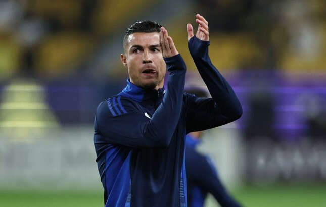 Ronaldo bị chỉ trích 'đáng xấu hổ' sau phát ngôn gây sốt