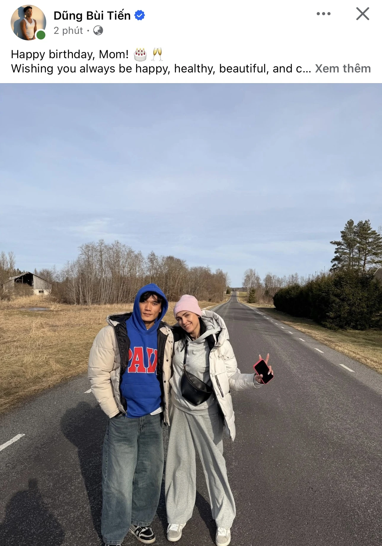 Bùi Tiến Dũng khoe ảnh với mẹ vợ ngoại quốc trẻ đẹp: Nhìn sắc vóc này ai nghĩ đã là bà ngoại!