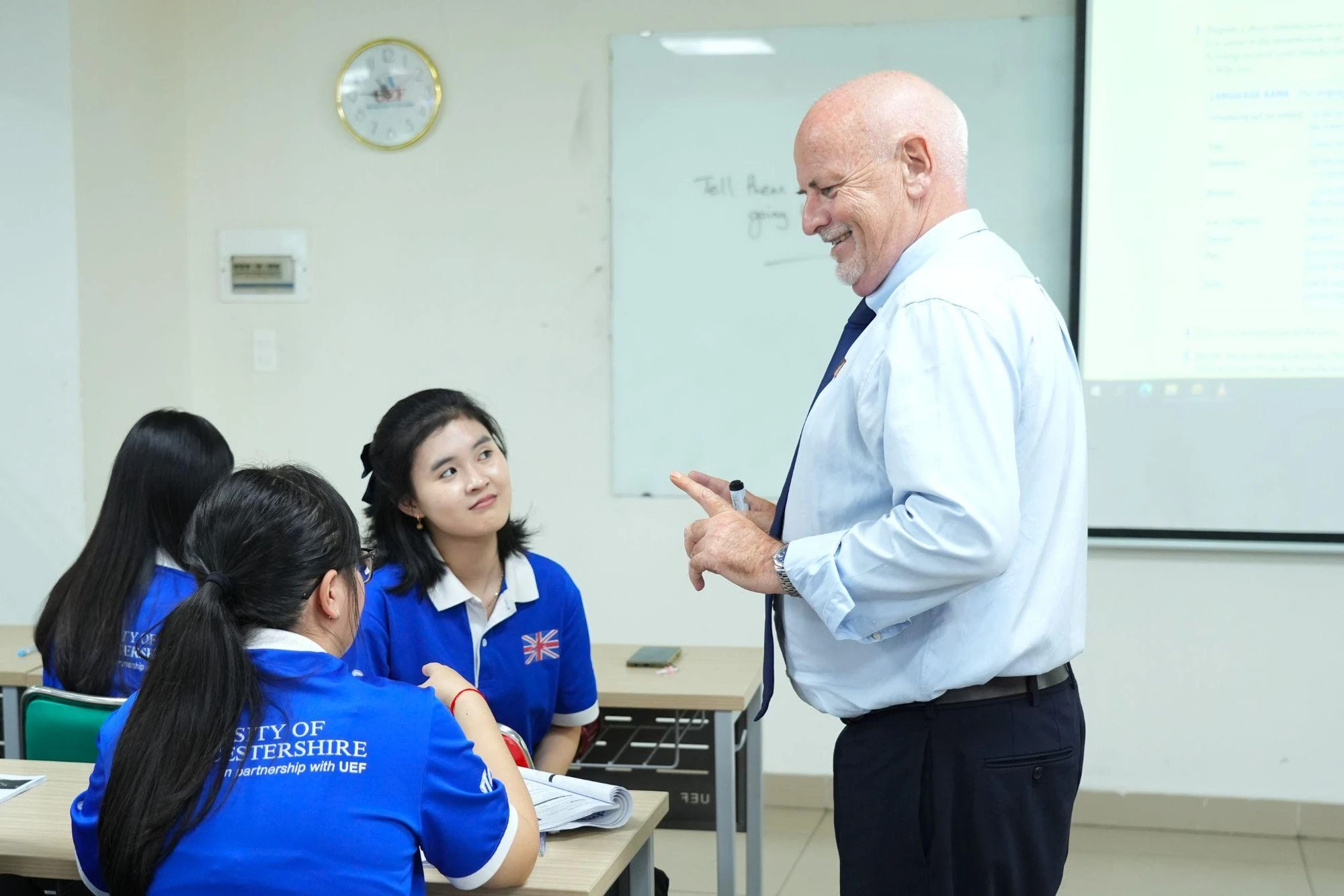 Học Cử nhân quốc tế tại Gloucestershire Vietnam: Lợi thế từ đội ngũ giảng viên nước ngoài