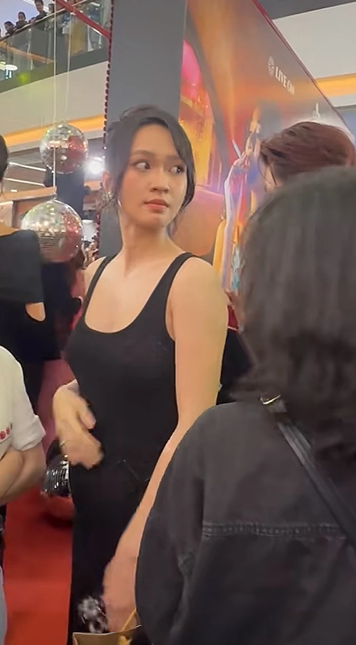 Vũ Thúy Quỳnh đang mang thai?