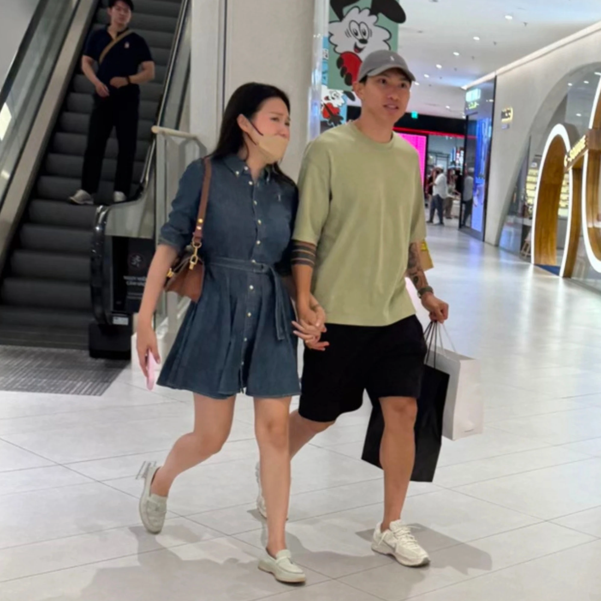 Văn Hậu và Doãn Hải My lọt 