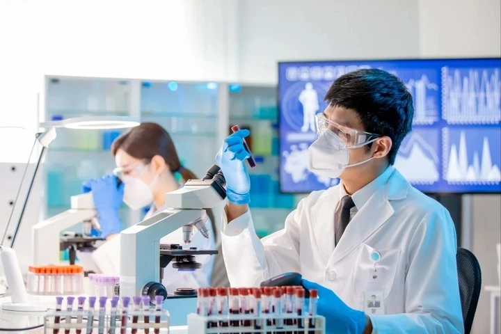 Bỏ dở bằng tiến sỹ, chàng trai dùng AI 