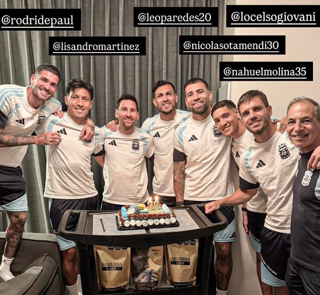 Messi bất ngờ bị 