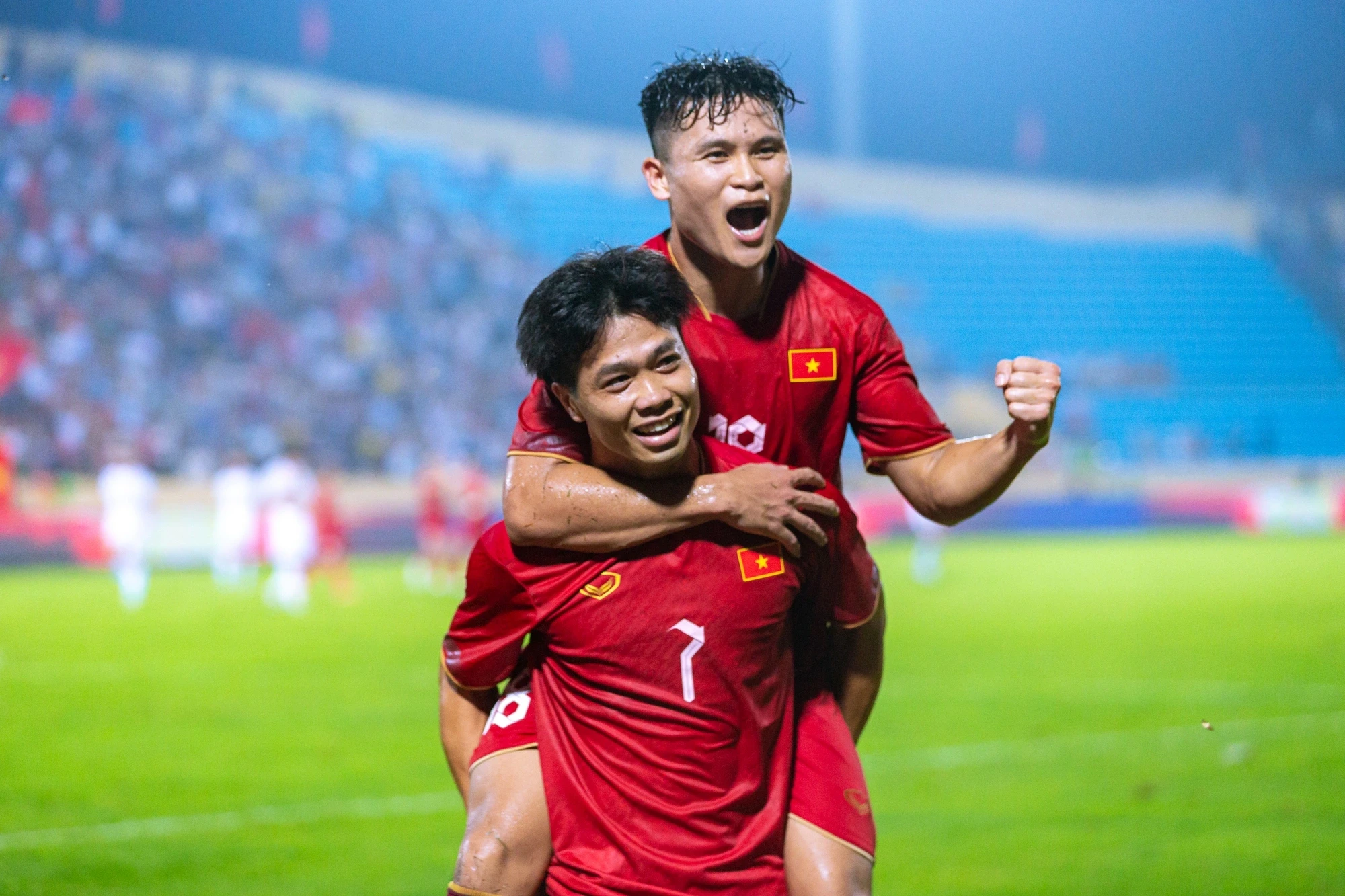 Ra quyết định bất ngờ, HLV Kim Sang-sik có 