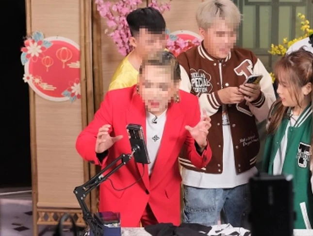 Báo động quảng cáo sai sự thật: Bịt kẽ hở thị trường livestream