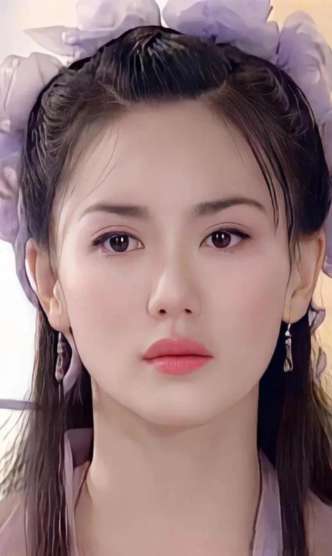 “Tiên nữ” showbiz lấy chồng hơn 17 tuổi và cái kết bất ngờ khi làm mẹ kế hào môn