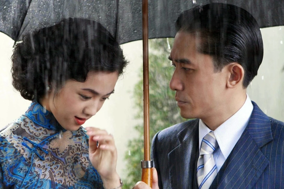 5 phim 18+ Trung Quốc bị gỡ vì quá táo bạo: Có phim quay cảnh nóng hơn 100 giờ, nữ chính mất sự nghiệp