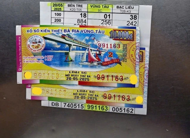 Trúng độc đắc 4 tỷ đồng, người đàn ông ở TP.HCM hậu tạ người bán số tiền 