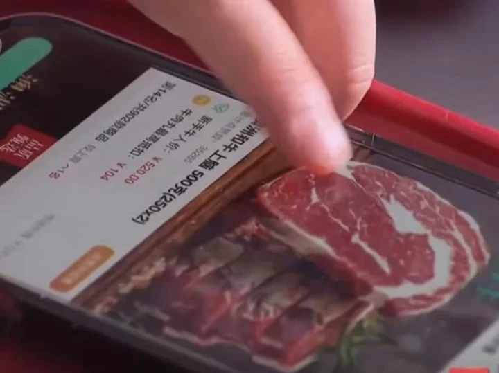 Bỏ tiền tỷ vào app tài chính lừa đảo, nhà đầu tư cay đắng được trả bằng thịt bò