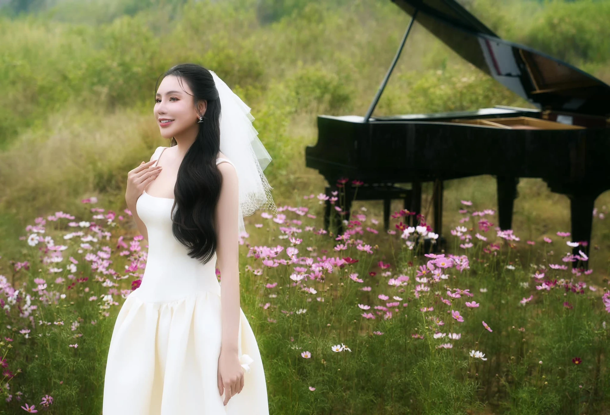 HOT: Hồ Quỳnh Hương cưới ngày mai, thông tin chú rể được hé lộ