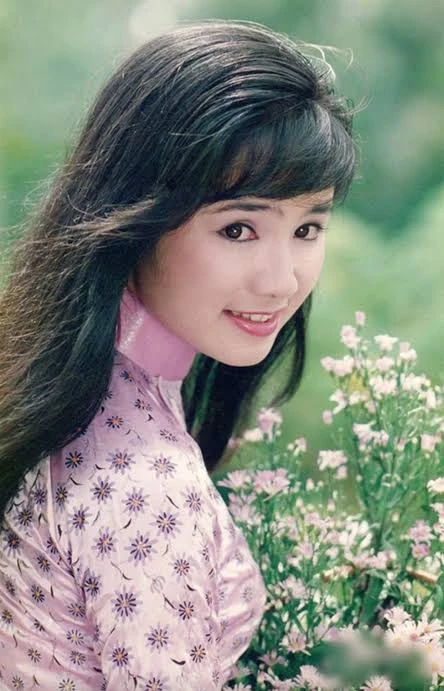 Tiểu thư lá ngọc cành vàng đẹp nhất Việt Nam: Cát xê 20 cây vàng, mua được nhà chỉ nhờ đóng 2 bộ phim