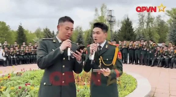 Khi các quân nhân Việt Nam “thoát vai”: Đồng ca hit quốc dân của 1 Anh Trai, san phẳng sân khấu với màn dancesport cực nghệ