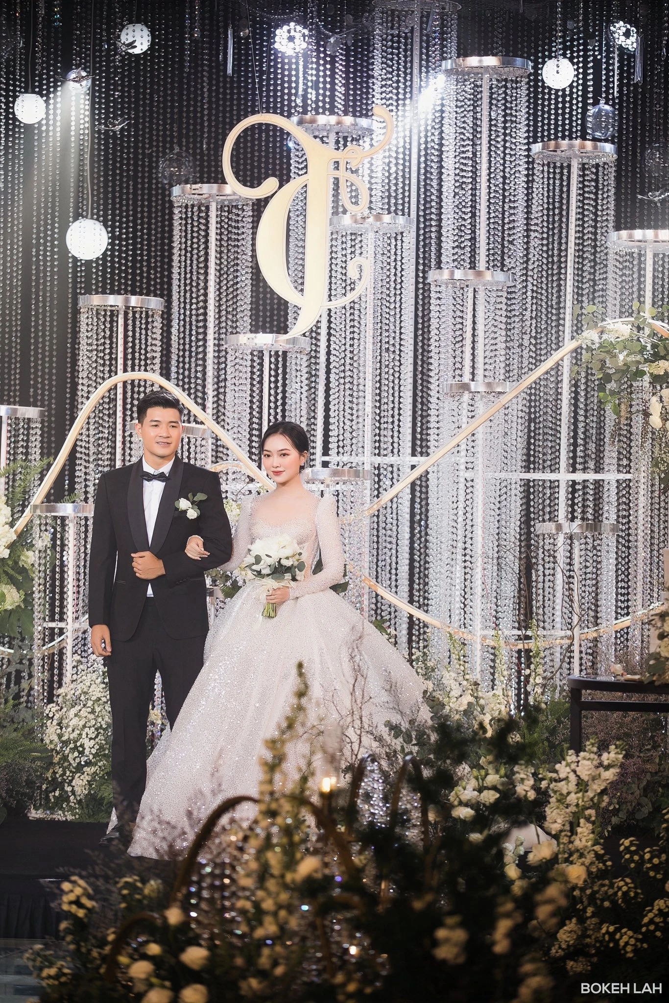 Cầu thủ nổi tiếng cưới hotgirl Bắc Giang, xinh đến mức Doãn Hải My thốt lên “xuất sắc”, sau 3 năm nói thẳng một điều