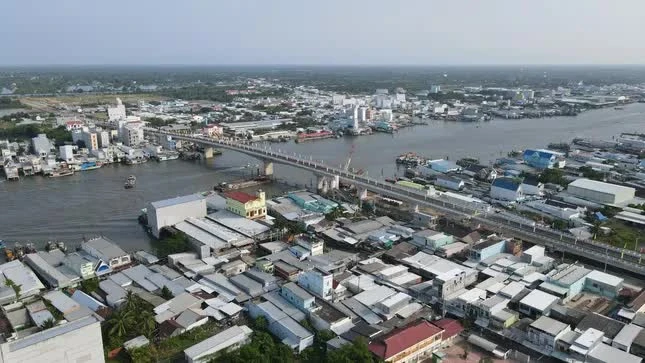 Nam sinh lớp 7 mất tích, tìm thấy xe đạp điện trên cầu